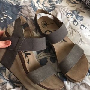 OTBT wedges pewter gray.
